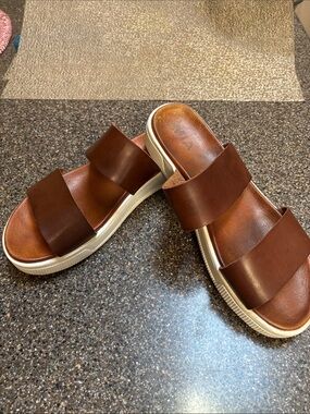 MIA Brown Double-Strap Slide Sandals with White Platform Sole